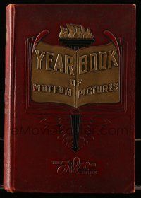 8s037 FILM DAILY YEARBOOK OF MOTION PICTURES hardcover book '33 loaded with movie information!