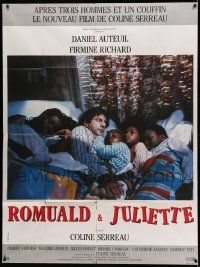 8t821 MAMA THERE'S A MAN IN YOUR BED French 1p '89 wacky image of Daniel Auteuil in bed w/family!