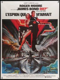 8t925 SPY WHO LOVED ME French 1p '77 art of Roger Moore as James Bond & Barbara Bach by Bob Peak!