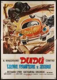 8t572 SUPERBUG THE WILD ONE Italian 2p '75 art of angry Volkswagen Beetle with jungle cats!