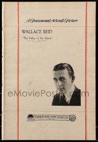 8t017 VALLEY OF THE GIANTS pressbook '19 Wallace Reid was making this when he became a drug addict!