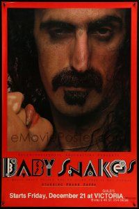 9c064 BABY SNAKES advance 1sh '79 great image of Frank Zappa close up with sexy woman!