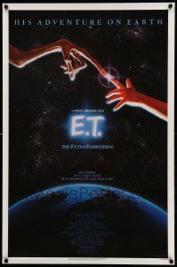 9c244 E.T. THE EXTRA TERRESTRIAL studio style 1sh '82 Steven Spielberg classic, John Alvin art!