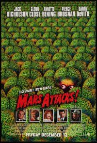 9c552 MARS ATTACKS! int'l advance DS 1sh '96 directed by Tim Burton, great image of many aliens!