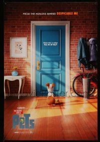 9c773 SECRET LIFE OF PETS advance DS 1sh '16 Summer style, dog sitting behind door with ball!