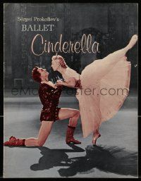 9d327 CINDERELLA stage play souvenir program book '61 Russian Bolshoi Ballet version!