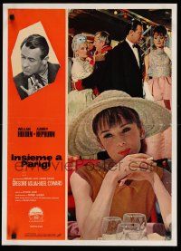 9g352 PARIS WHEN IT SIZZLES Italian photobusta '64 Audrey Hepburn close up & with William Holden!