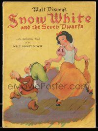 9h090 SNOW WHITE & THE SEVEN DWARFS softcover book '79 authorized book of the Walt Disney movie!
