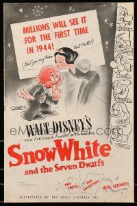 9h052 SNOW WHITE & THE SEVEN DWARFS pressbook R44 millions will see it for the first time in 1944!