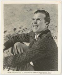 9m234 DICK POWELL 8.25x10 still '40 great close portrait looking perplexed at the sky!