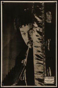 9z649 MYSTERIOUS DR FU MANCHU French LC '30 best close up of Chinese Warner Oland with fan!