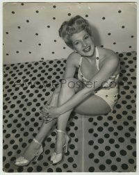 1d078 CHILI WILLIAMS deluxe 10.5x13.5 still '44 The Polka-Dot Girl in sexy swimsuit by Bachrach!