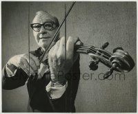 1d173 JACK BENNY deluxe TV 9.5x11.5 still '73 best close up playing violin in farewell special!