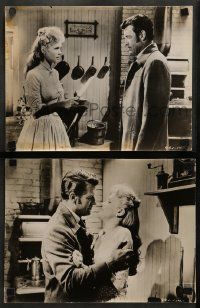 1d025 THESE THOUSAND HILLS 2 10x13 stills '59 Don Murray & Lee Remick kissing and eying each other!