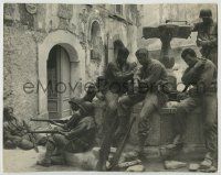 1d385 VICTORS deluxe 11x14 still '64 Vince Edwards, Hamilton & tired soldiers resting on street!