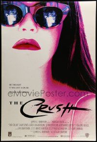 1g228 CRUSH DS 1sh '93 cool image of Alicia Silverstone with Cary Elwes in her sunglasses!
