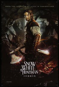 1g822 SNOW WHITE & THE HUNTSMAN teaser DS 1sh '12 cool image of Chris Hemsworth in title role!