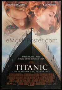 1g929 TITANIC style A revised int'l DS 1sh '97 Leonardo DiCaprio, Kate Winslet, James Cameron!