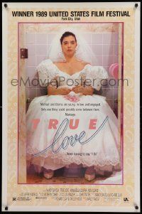 1g947 TRUE LOVE 1sh '89 wacky image of Annabella Sciorra as bride on toilet!