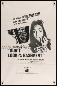 1j251 DON'T LOOK IN THE BASEMENT 1sh '73 psycho slasher, the day the insane took over the asylum!