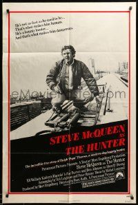 1j447 HUNTER 1sh '80 great image of bounty hunter Steve McQueen!