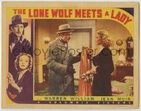 1k809 LONE WOLF MEETS A LADY LC '40 Jean Muir shows dress & shoes to detective Warren William!