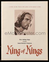 1m044 KING OF KINGS 16pg promo brochure '61 portfolio with Biblical color plates & program!