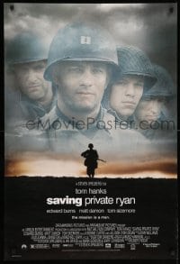 1r867 SAVING PRIVATE RYAN DS 1sh '98 Spielberg, cast image of Tom Hanks, Tom Sizemore, Matt Damon!