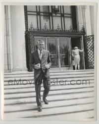 1s196 CARY GRANT 8.25x10 news photo '63 on steps of office building by Jerry Heiman!
