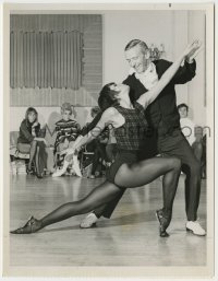 1s335 FRED ASTAIRE SHOW TV 7x9.25 still '69 he's 70 years old, still dancing w/ sexy Barrie Chase!