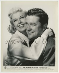 1s475 IT'S A GREAT FEELING 8x10 still '49 best portrait of Dennis Morgan & Doris Day hugging!