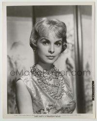 1s492 JANET LEIGH 8x10.25 still '60 sexy head & shoulders portrait wearing lots of necklaces!