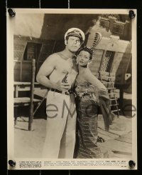 1x708 FAIR WIND TO JAVA 5 8x10 stills '54 Fred MacMurray & sexy Vera Ralston in the South Seas!