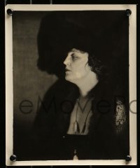 1x973 NAOMI CHILDERS 2 8x10 stills '20s seated portrait and head & shoulders portrait in cool hat!
