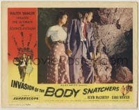 1y125 INVASION OF THE BODY SNATCHERS LC '56 scared Kevin McCarthy & Dana Wynter outside cave!