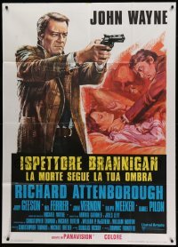 2c705 BRANNIGAN Italian 1p '75 different art of detective John Wayne in England with gun!