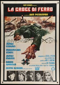 2c730 CROSS OF IRON Italian 1p '77 Sam Peckinpah, Tanenbaum art of fallen World War II Nazi soldier!