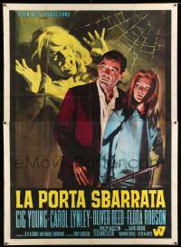 2c607 SHUTTERED ROOM Italian 2p '68 different Nistri art of Gig Young & Carol Lynley by spiderweb!