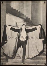 2g271 DRACULA 30x42 commercial poster '69 Tod Browning, Bela Lugosi, classic pose with cape!