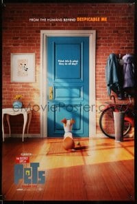 2g878 SECRET LIFE OF PETS advance DS 1sh '16 Summer style, dog sitting behind door with ball!
