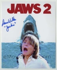 2j1115 DONNA WILKES signed color 8x10 REPRO still '90s scared c/u with Jaws 2 shark behind her!