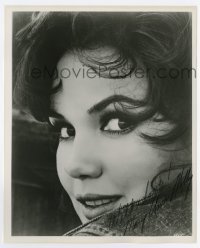 2j1258 MARY ANN MOBLEY signed 8x10 REPRO still '80s the beautiful brunette looking over her shoulder