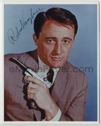 2j1307 ROBERT VAUGHN signed color 8x10 REPRO still '00s great close up w/gun from Man from U.N.C.L.E