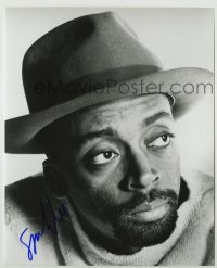 2j1333 SPIKE LEE signed 8x10 REPRO still '00s great portrait of the African American director!