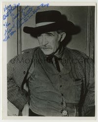 2j0642 TREVOR BARDETTE signed TV 8x10 still '50s close up in The Life and Legend of Wyatt Earp!