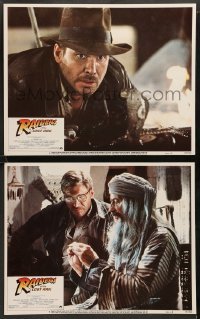 2k924 RAIDERS OF THE LOST ARK 2 LCs '81 adventurer Harrison Ford hates cobra snakes, inspects relic