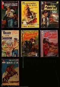 2m008 LOT OF 7 WESTERN PAPERBACK BOOKS '40s cool cowboy stories with great cover artwork!