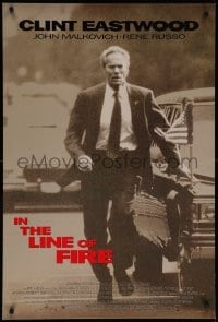 2t468 IN THE LINE OF FIRE DS 1sh '93 Clint Eastwood as Secret Service bodyguard!