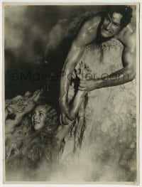 2w262 DANTE'S INFERNO deluxe 7.5x10 still '35 great c/u of man pulling naked woman from pit of Hell!
