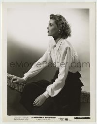 2w375 GENTLEMAN'S AGREEMENT 8x10.25 still '47 wonderful profile portrait of Dorothy McGuire!